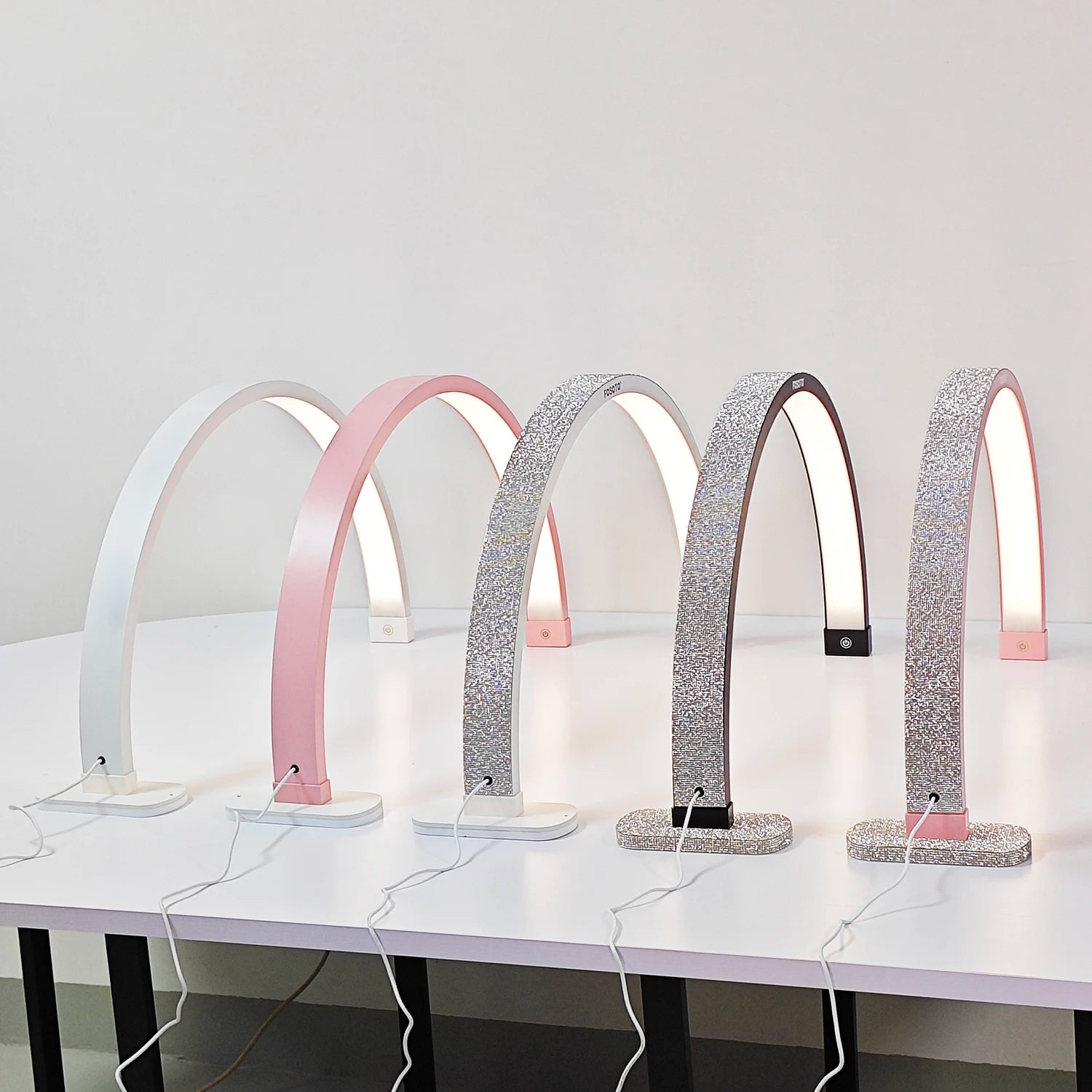 Professionals 30inch LED Nail Art Lamp Half Moon Desk Nail Light Manicure Light with Rhinestones for Nail Tattoo Beauty Salon